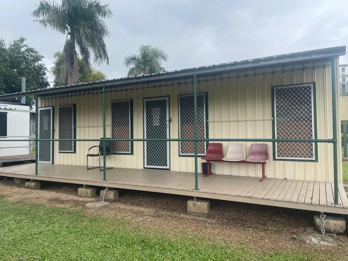 Lions Camp Kanga Hotel Dittmer Campsite